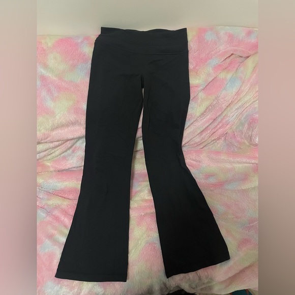 Lulu pants - Picture 4 of 4